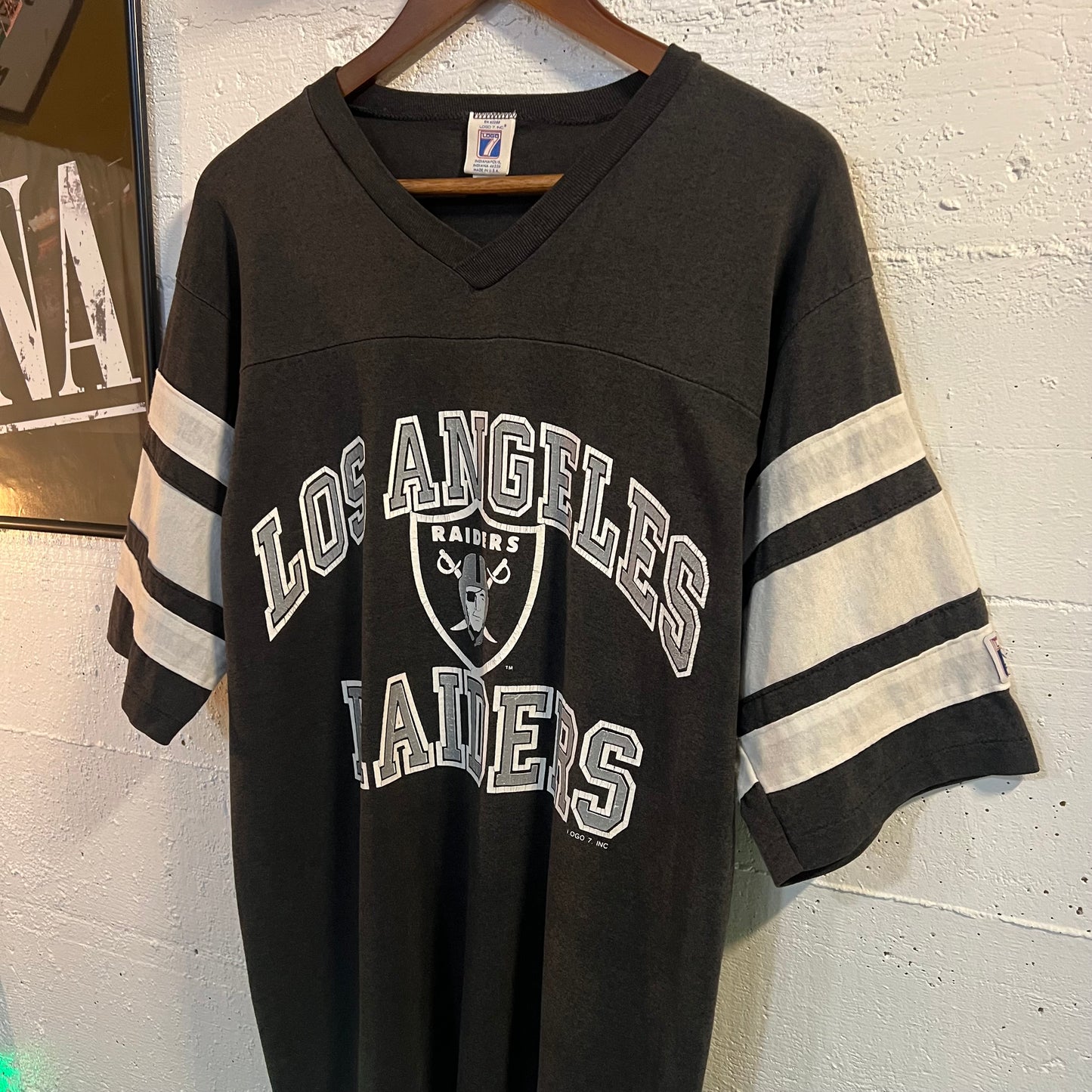 Vintage Logo 7 Los Angeles Raiders Jersey Style Single Stitch T-Shirt - Size Medium - Made In USA - Faded Black/White