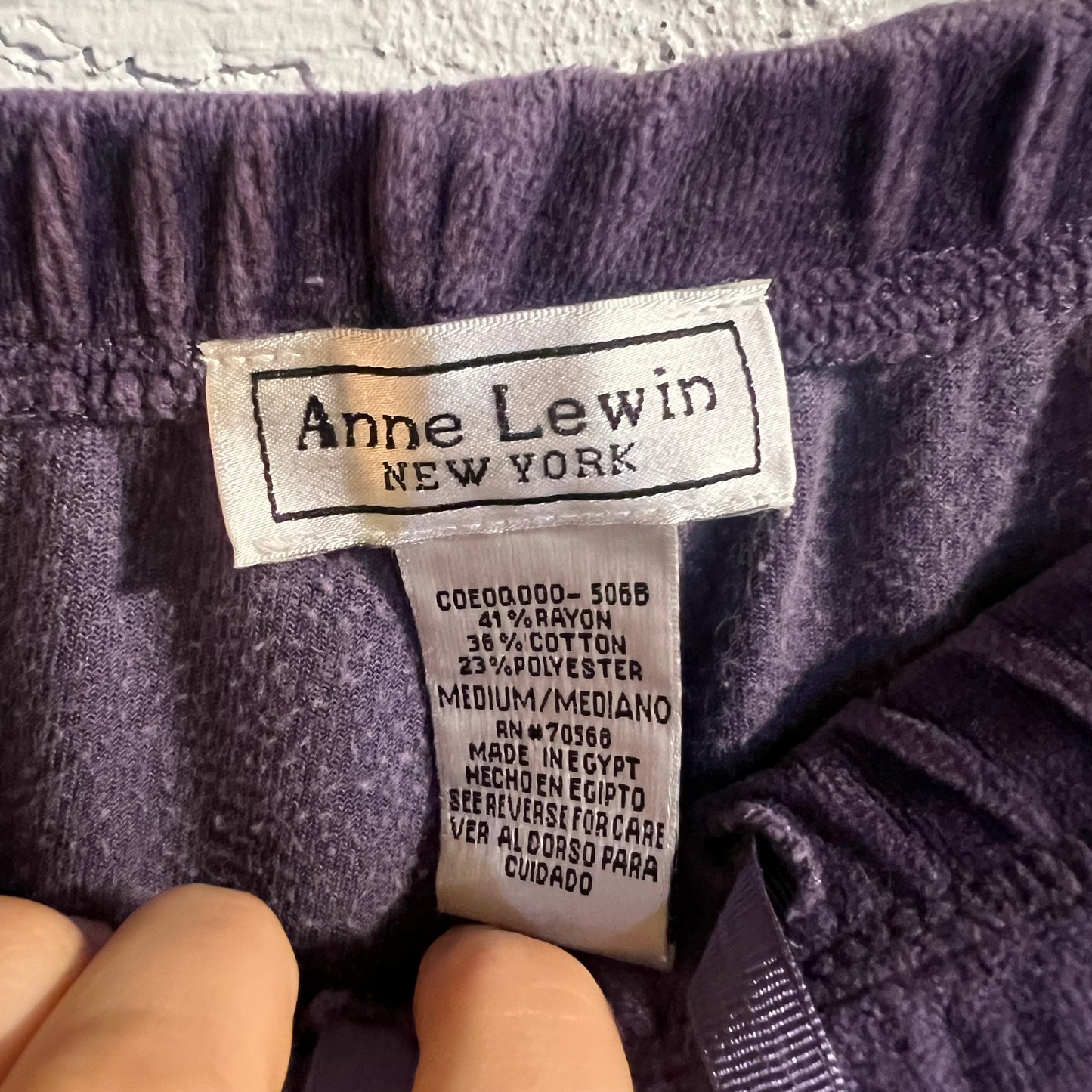 Vintage 2000's Anne Lewin Velour Flare Sweatpants - Size Medium - Purple/Lavender