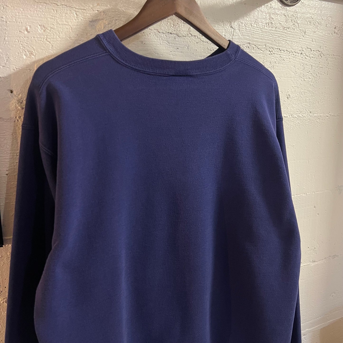 Vintage 90’s Embroidered Champion Crewneck Sweatshirt - Size XL - Made In USA - Blue