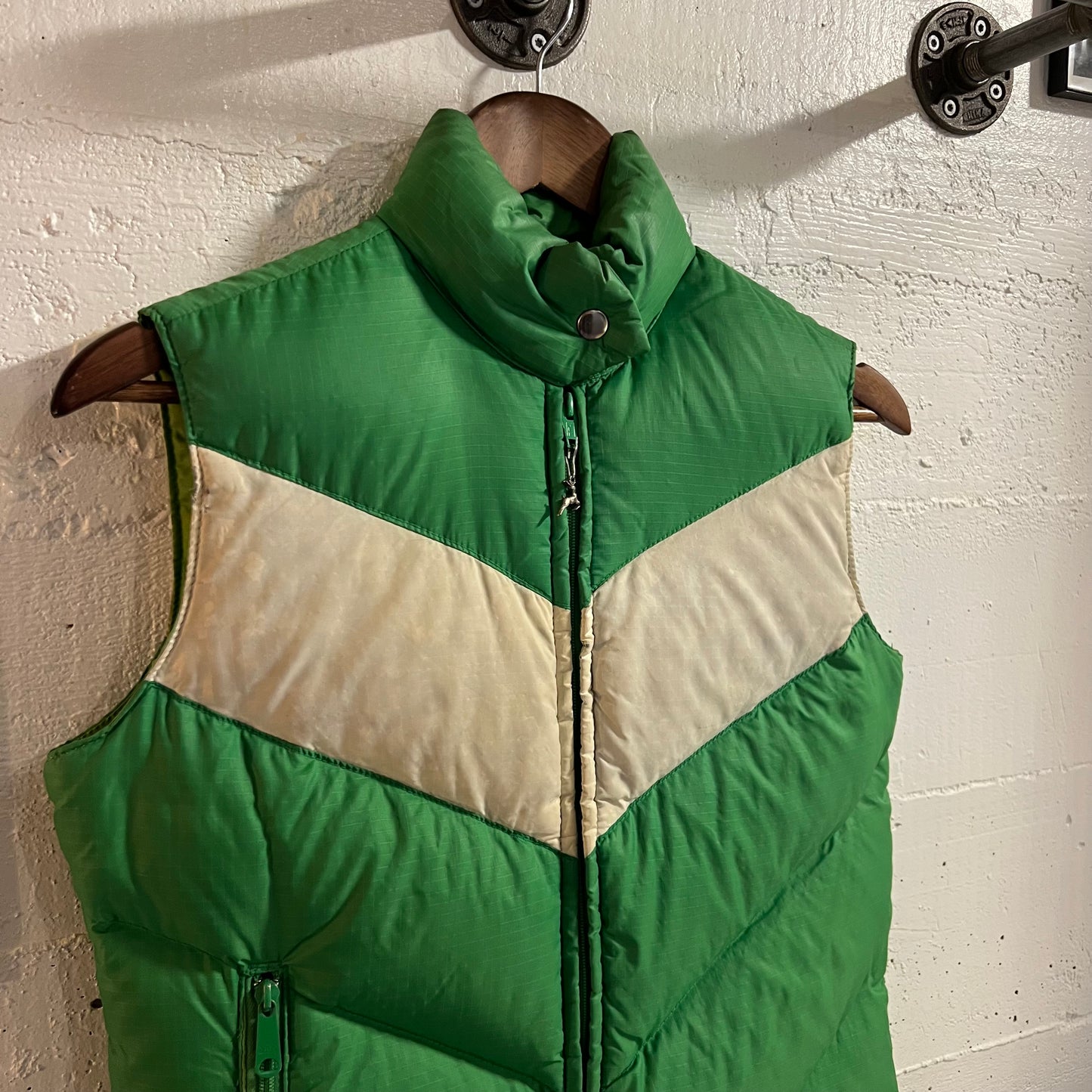 Vintage 70’s Mountain Goat By White Stag Down Puffer Vest - Size Women’s Small - Green/White