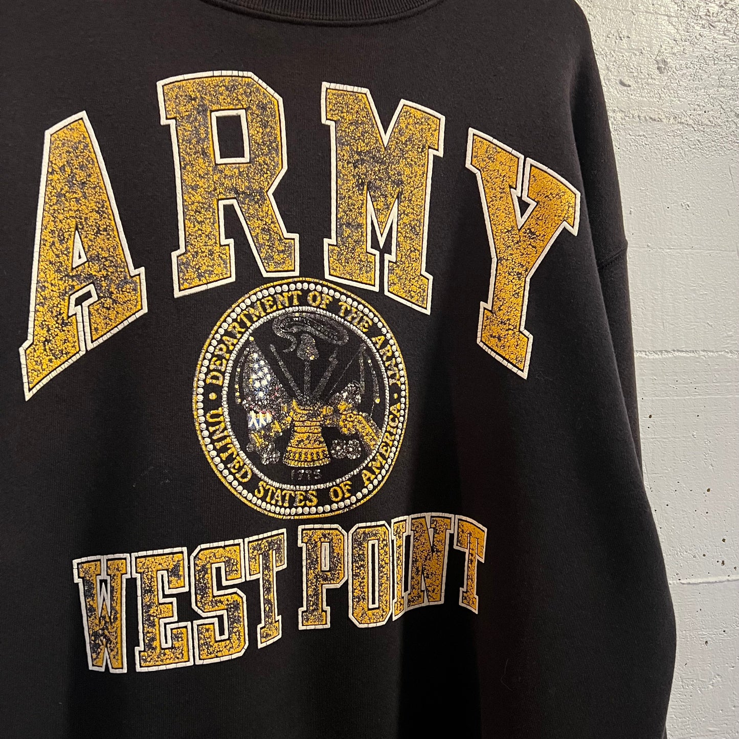 Vintage 90’s Faded Army West Point Puff Print Crewneck Sweatshirt - Size XL - Made In USA - Black/Yellow/White