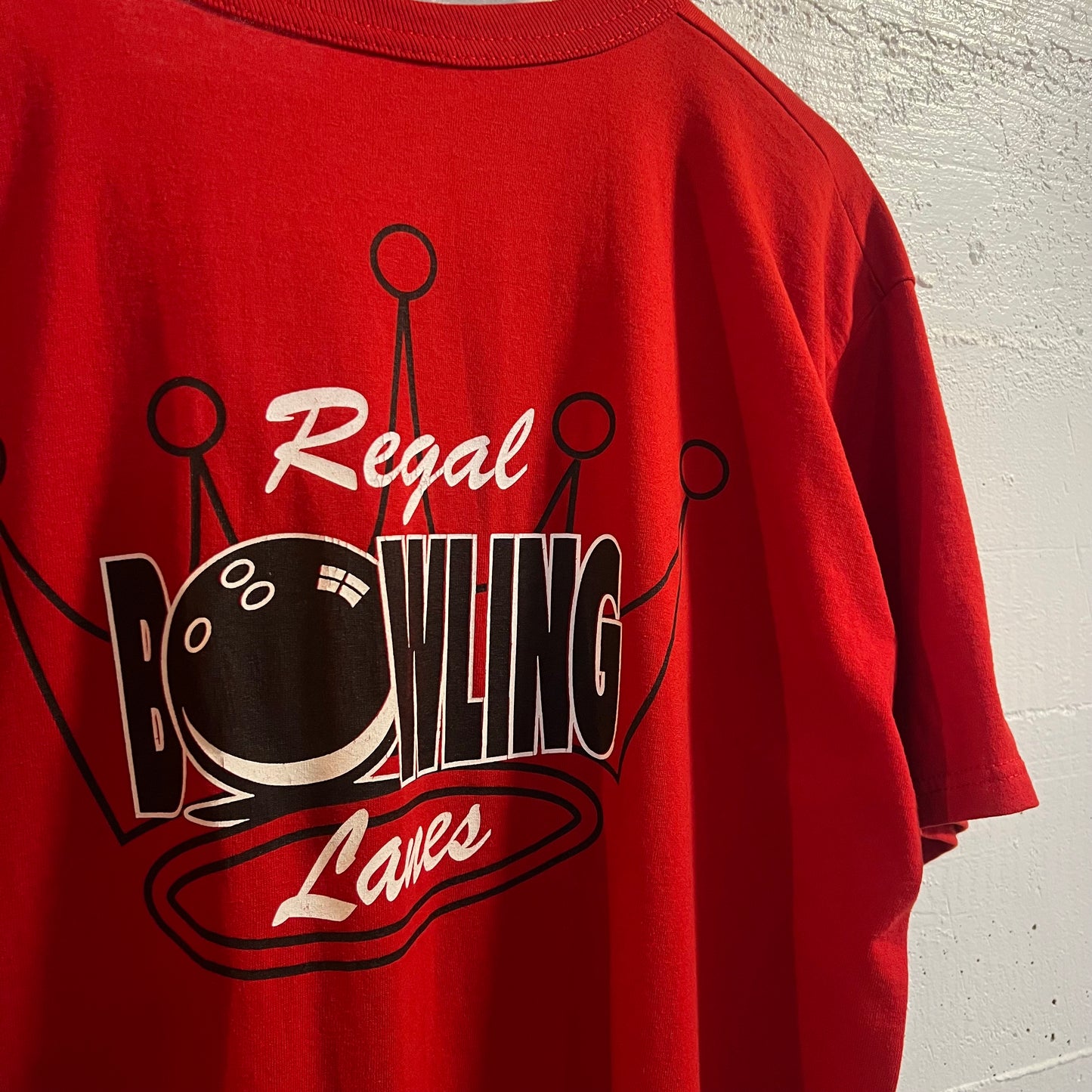 Vintage 90's Budweiser 'Bud-King Of Beers' Graphic Henley Cut T-Shirt - Size XL - Red