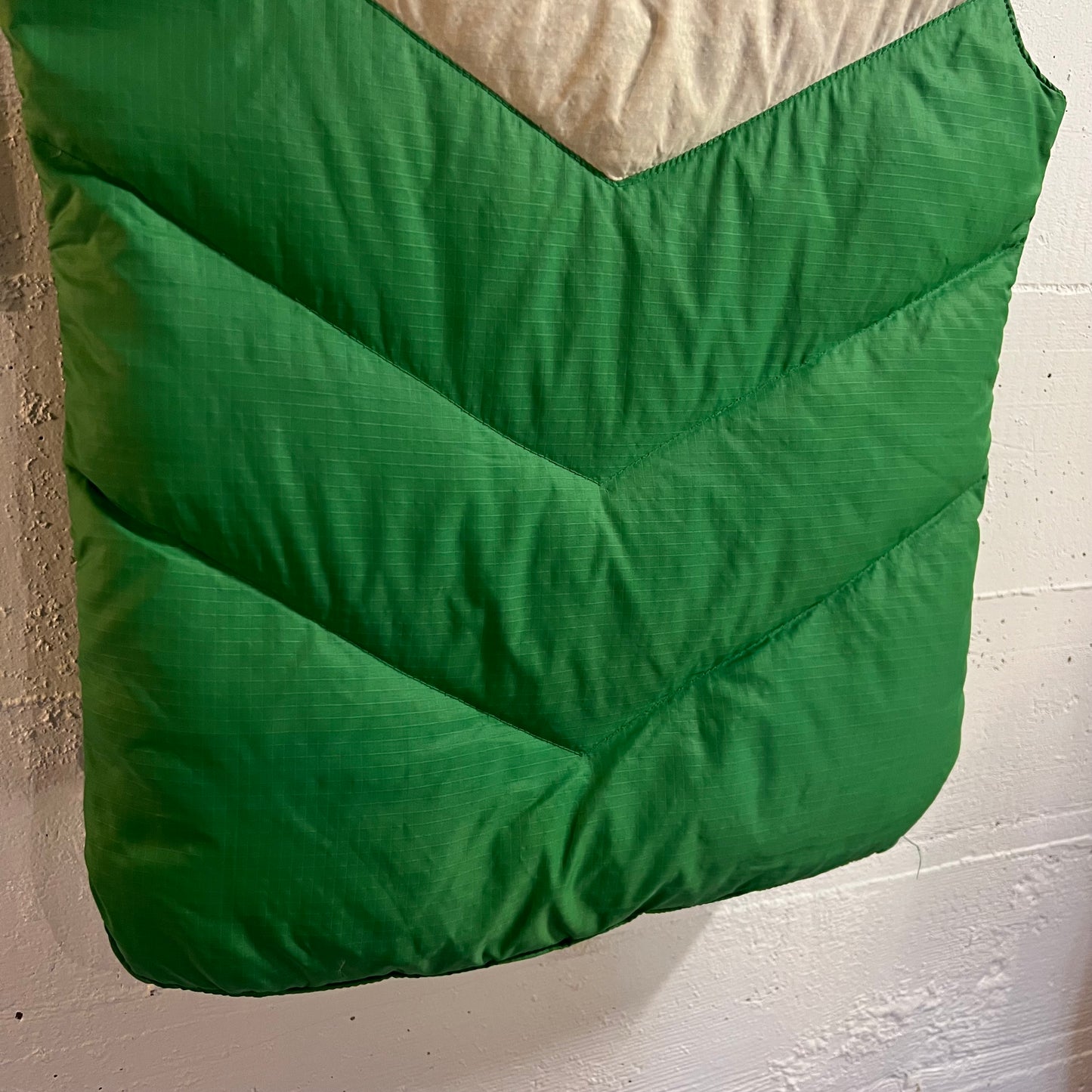 Vintage 70’s Mountain Goat By White Stag Down Puffer Vest - Size Women’s Small - Green/White