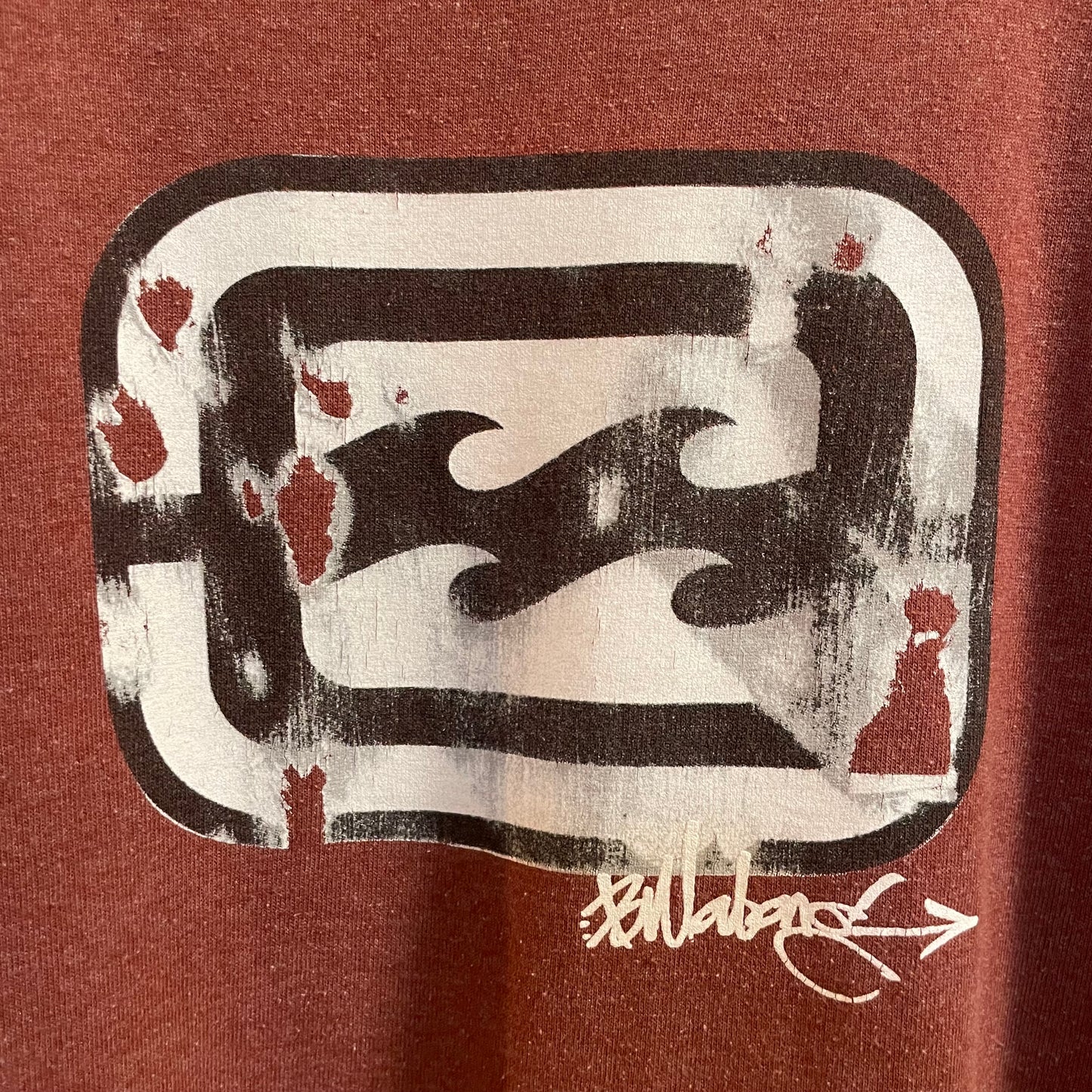 Vintage Early 2000’s Billabong Graphic T-Shirt - Size Large - Terracotta Red