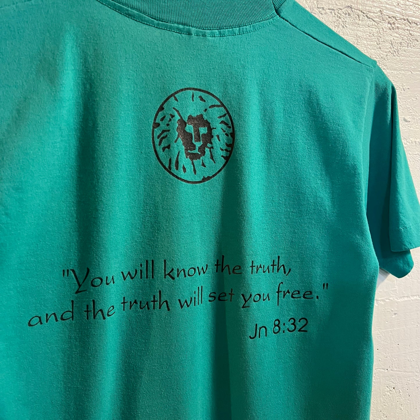 Vintage 90's Religious Jesus Single Stitch T-Shirt - Size Small - Made In USA - Turquoise/Purple