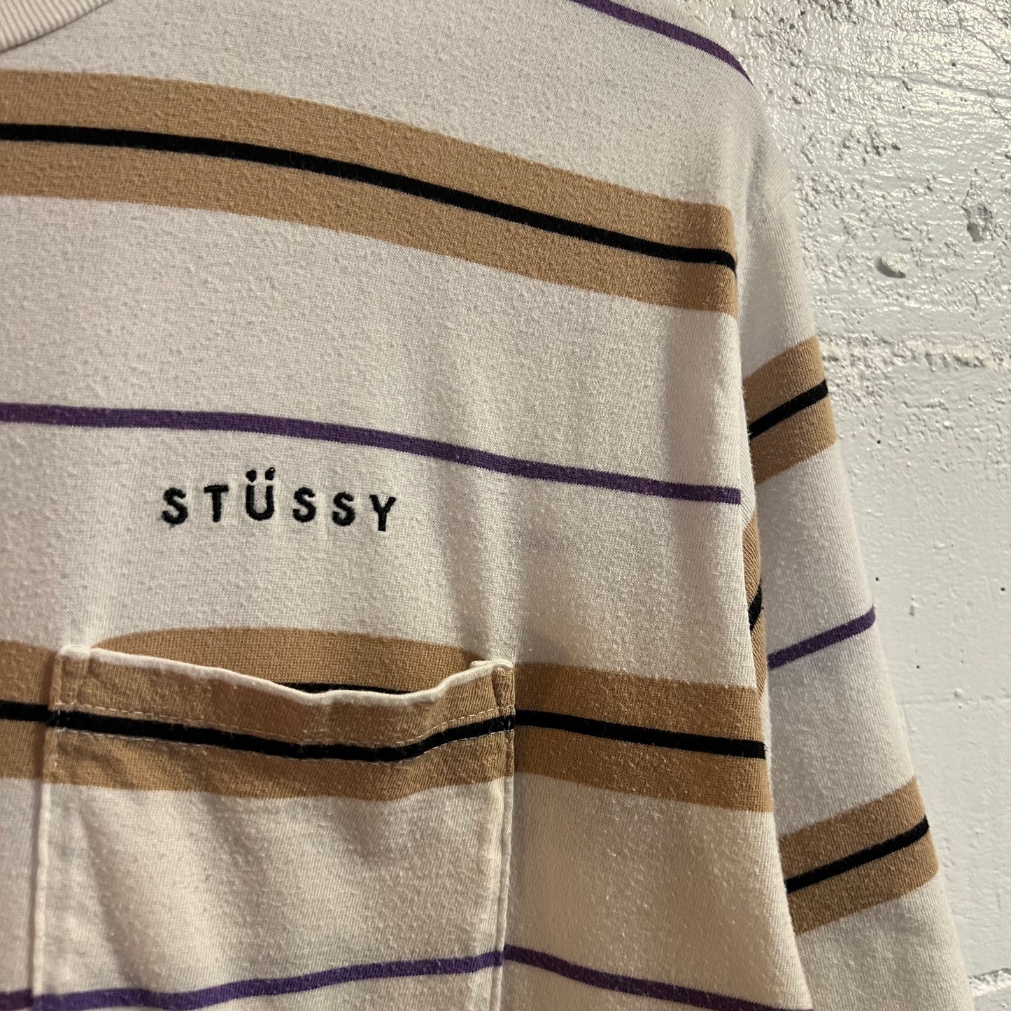 *Pre-Owned* Stüssy Embroidered Logo Striped Pocket T-Shirt - Size Medium - White/Beige/Violet
