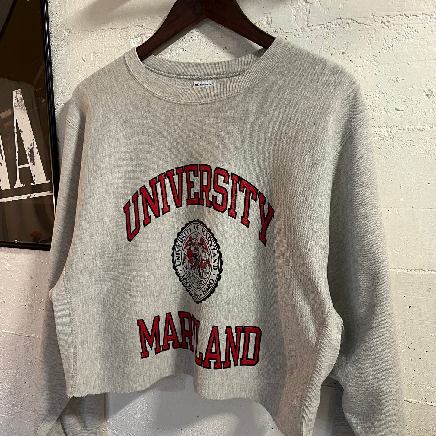Vintage 90’s Champion Reserve Weave University Of Maryland Cropped Crewneck Sweatshirt - Size XL - Made In USA - Heather Grey/Red/Black