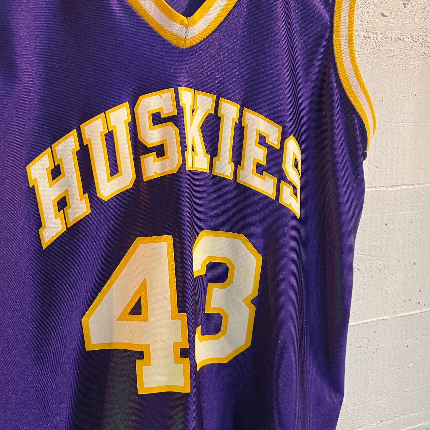 Vintage 80's/90's University Of Washington Huskies Rawlings Basketball Jersey - Size 40 (Large) - Made In USA