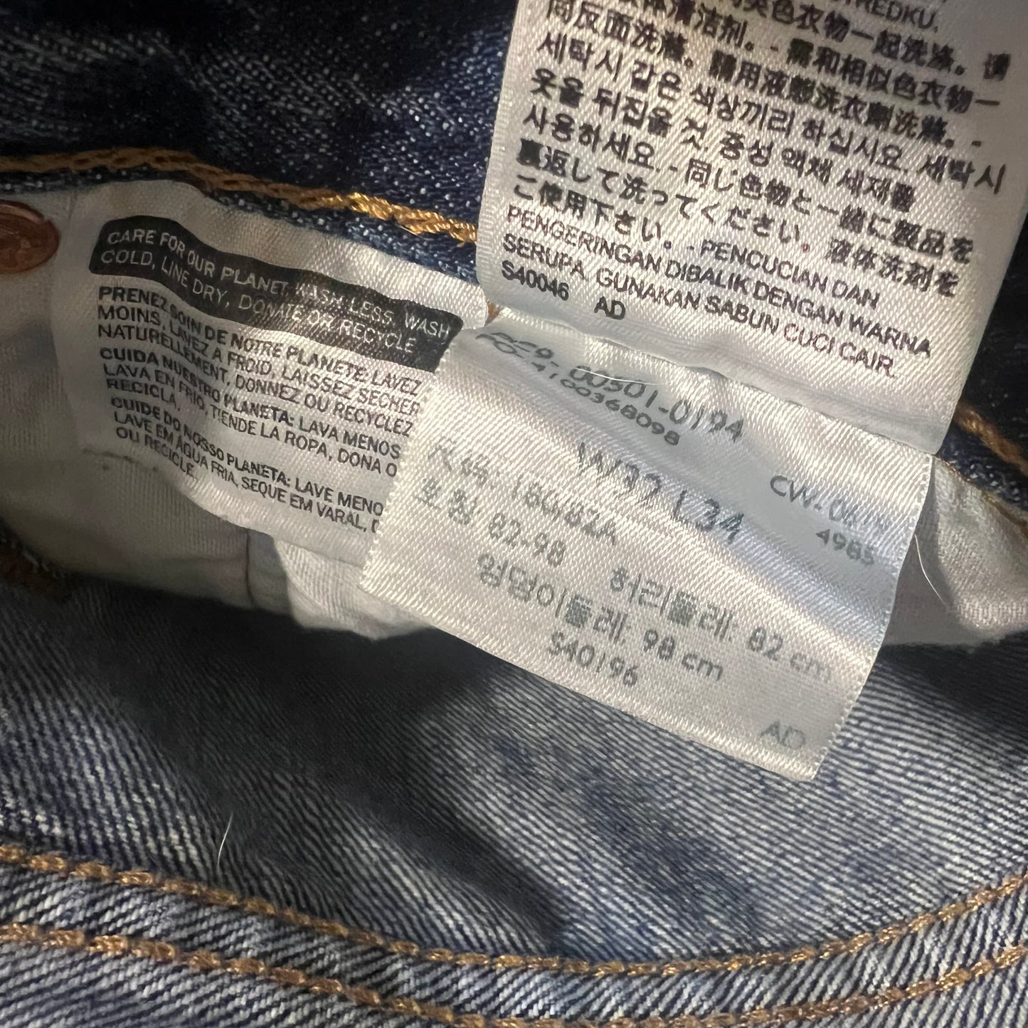 Distressed Levi's 501 Medium Stonewash Denim Jean - Size 32"x34" - Light Blue Indigo