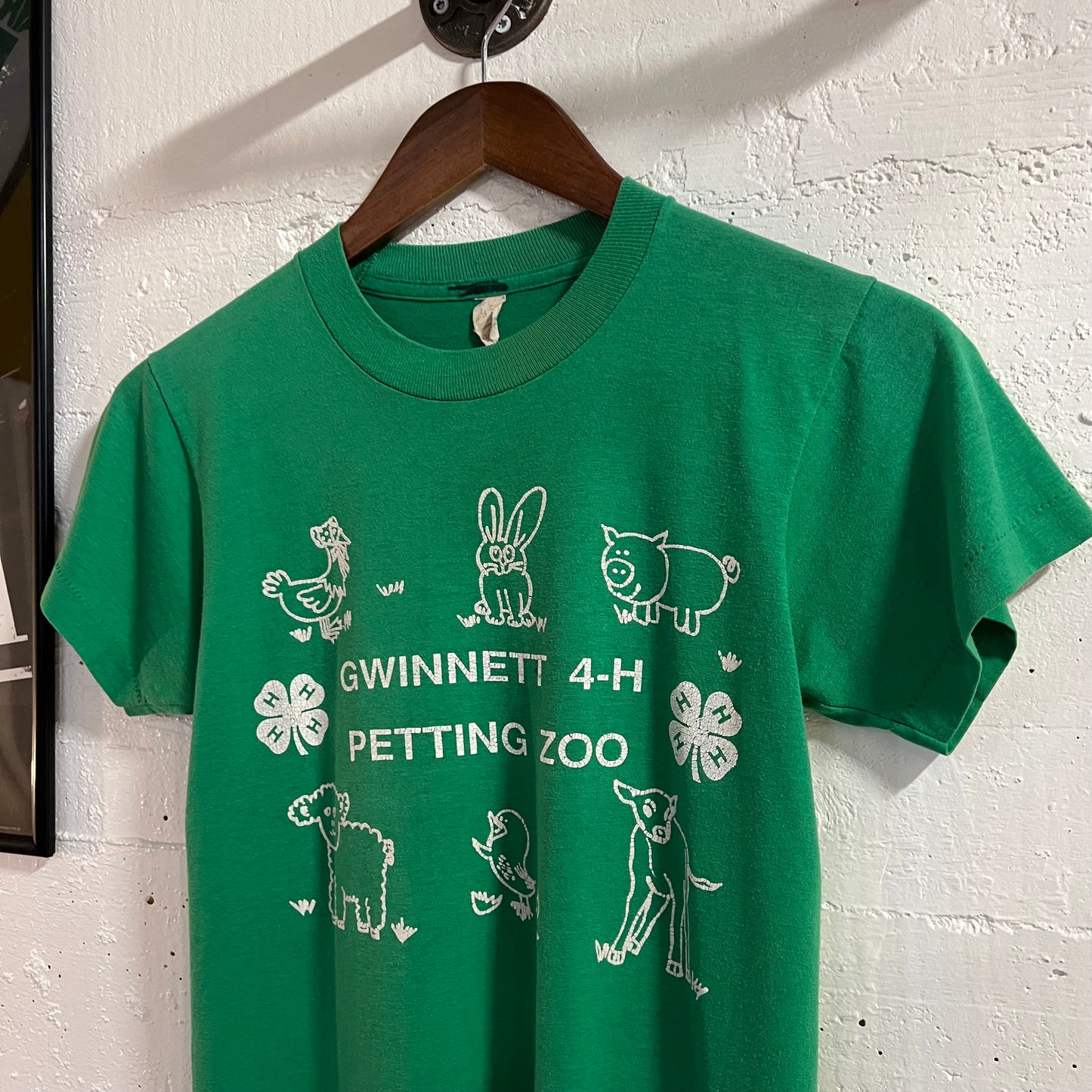 Vintage 80’s Screen Stars ‘Petting Zoo’ Single Stitch Baby T-Shirt - Size Youth Large - Made In USA - Green/White
