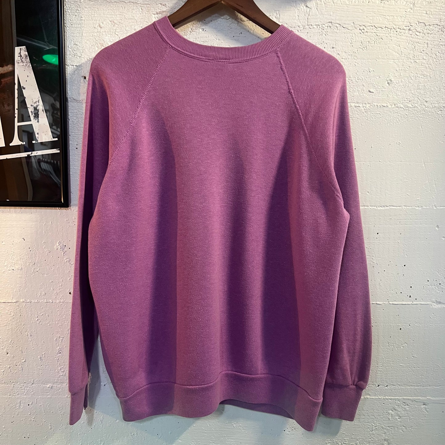 Vintage 90's Oakbrook Blank Raglan Sleeve Crewneck Sweatshirt - Size Large - Made In USA - Fuschia