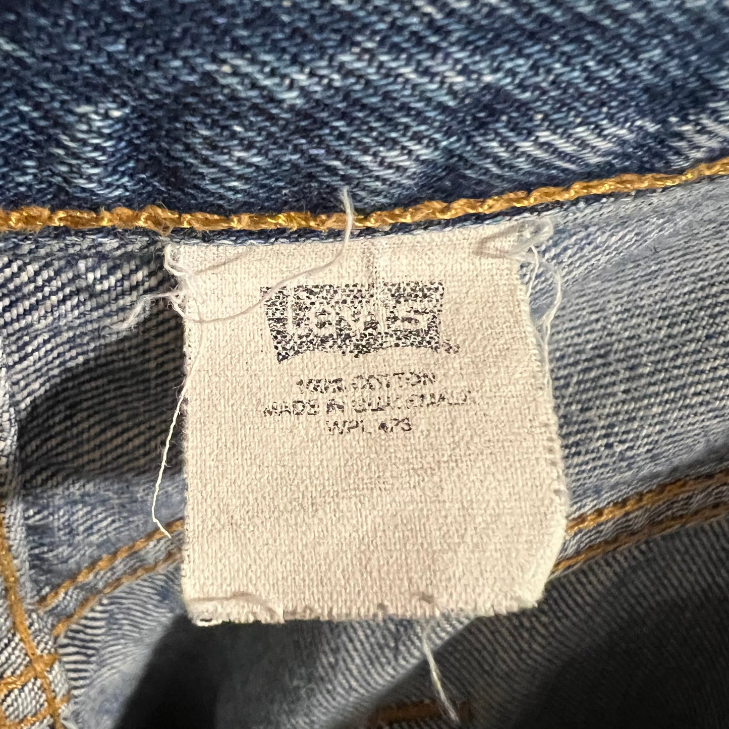 Vintage Distressed 2000's Levi's 501-0115 - Size 35" x 33" - Made In Guatemala - Mid Wash Indigo