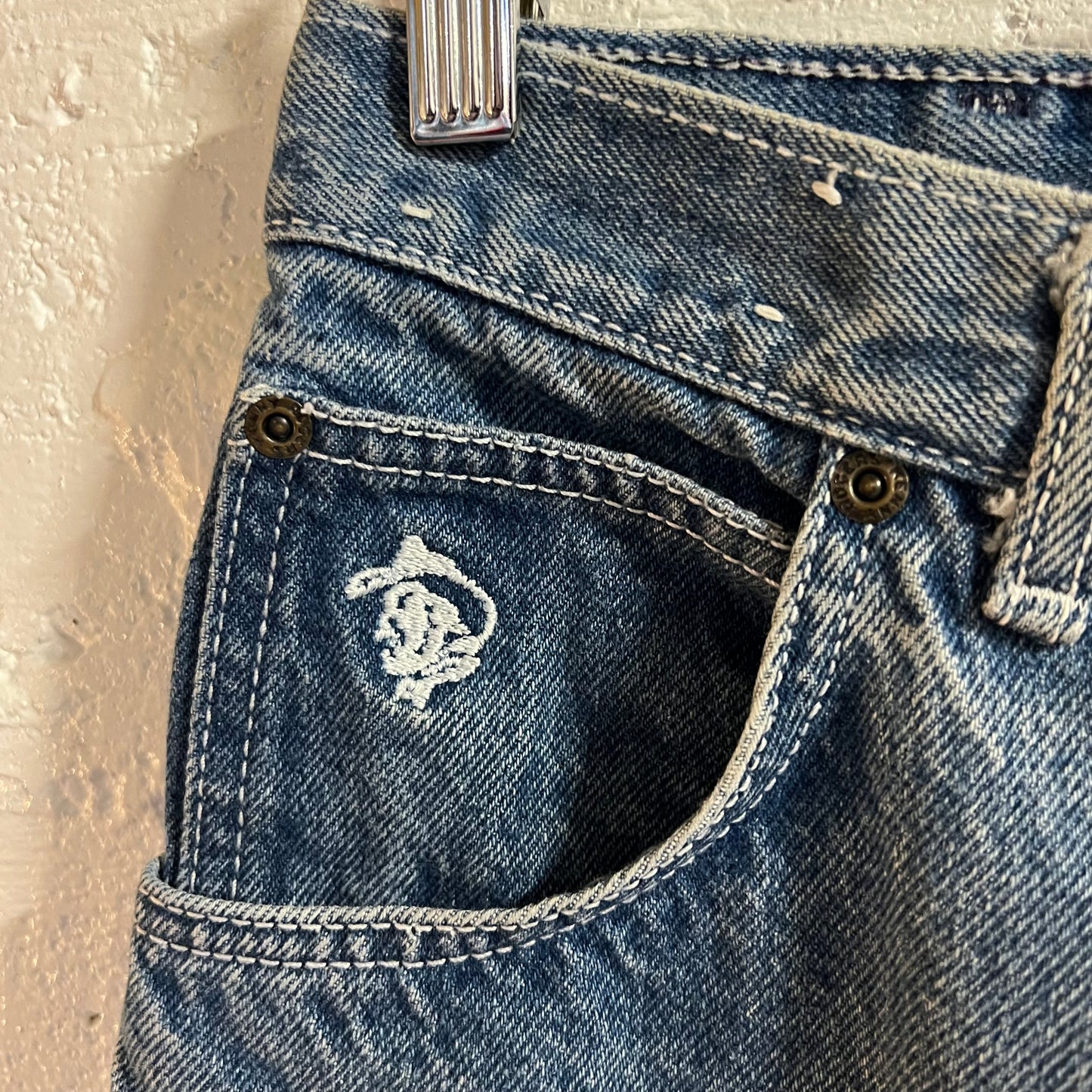 Vintage 1980's Kenny Rogers Western Collection By Karman Women's High Waisted Embroidered Denim Jeans - Size  26" x 30" - Made In USA - Indigo