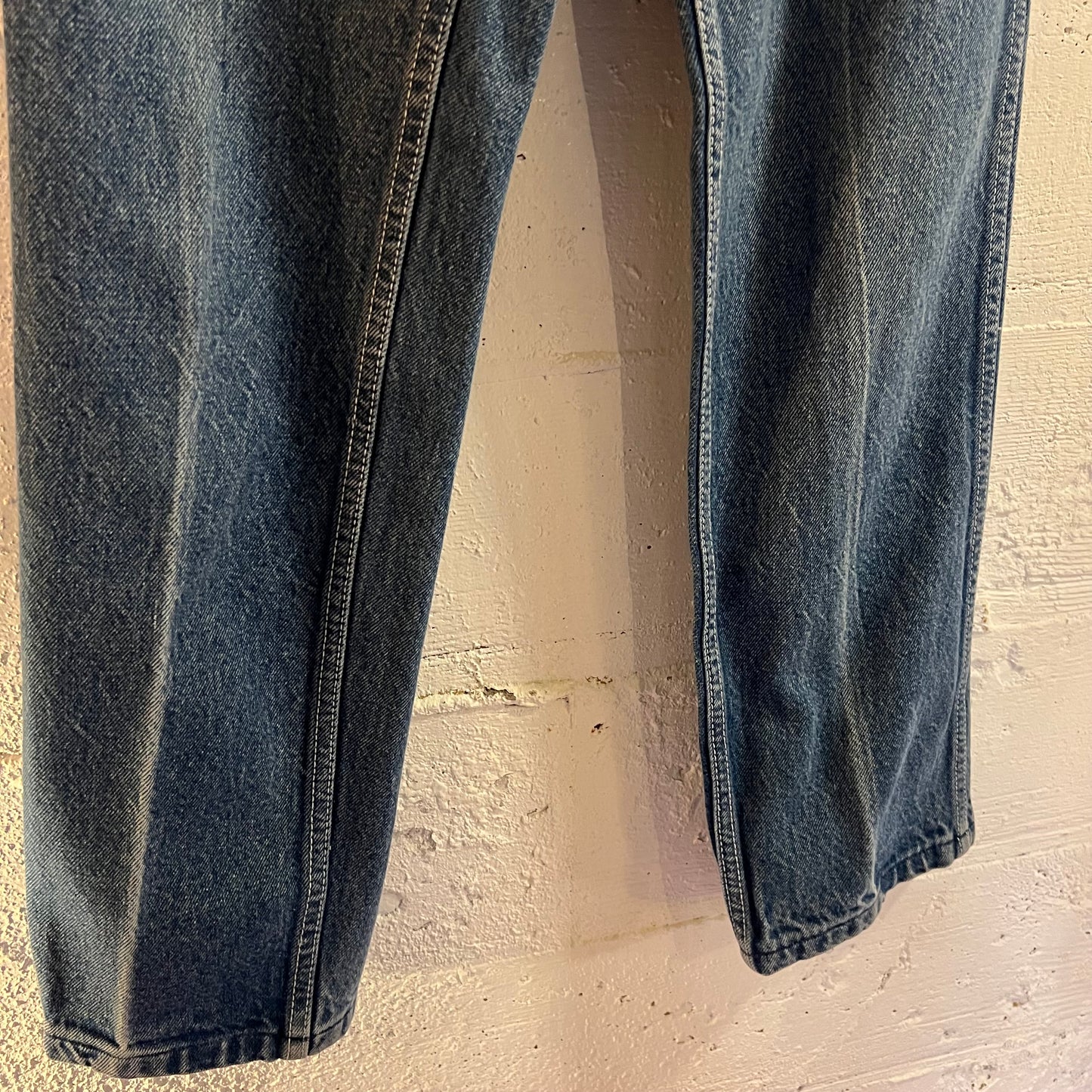 Vintage 1980's Kenny Rogers Western Collection By Karman Women's High Waisted Embroidered Denim Jeans - Size  26" x 30" - Made In USA - Indigo