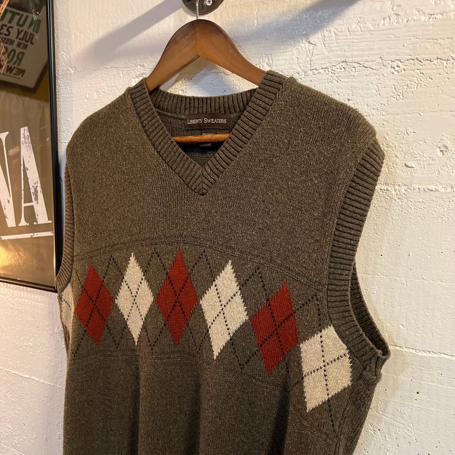 Vintage Liberty Sweaters Knitted Argyle Sweater Vest - Size Large - Made In USA - Grayish/Multi