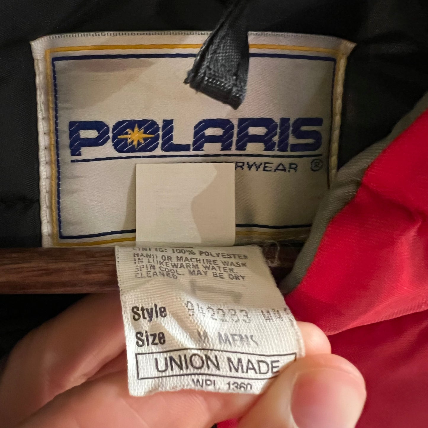 Vintage Union Made Polaris Winterwear Insulated Nylon Vest - Size Medium - Union Made In USA - Red/Gray
