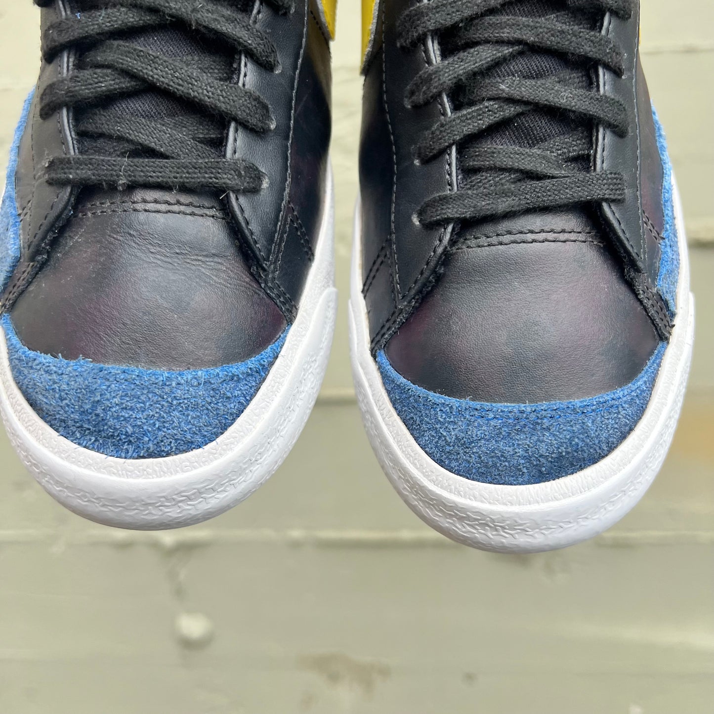*Pre-Owned* Nike Blazer Mid '77 Vintage 'Peace Love & Basketball' Sneaker - Size 9M/10.5W - DC1414-001 - Black/Speed Yellow/Game Royal/White