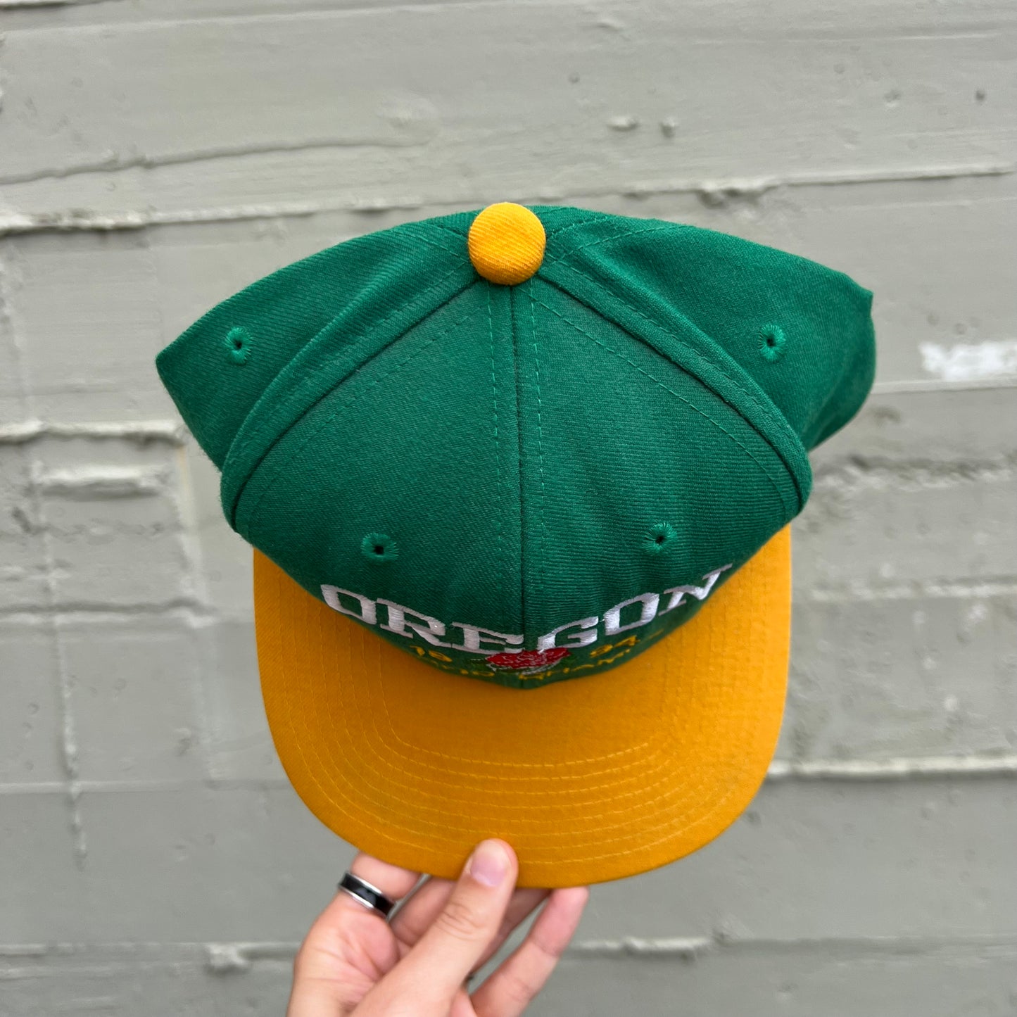 Vintage 90's University Of Oregon Ducks 1994 Rose Bowl Pac-10 Champs Embroidered Wool Snapback Hat - O/S - Green/Yellow