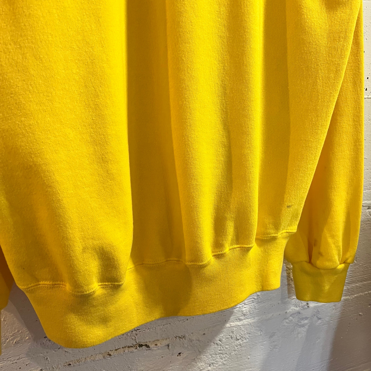 Vintage 80’s Embroidered Champion Crewneck Sweatshirt - Size Large - Made In USA - Yellow