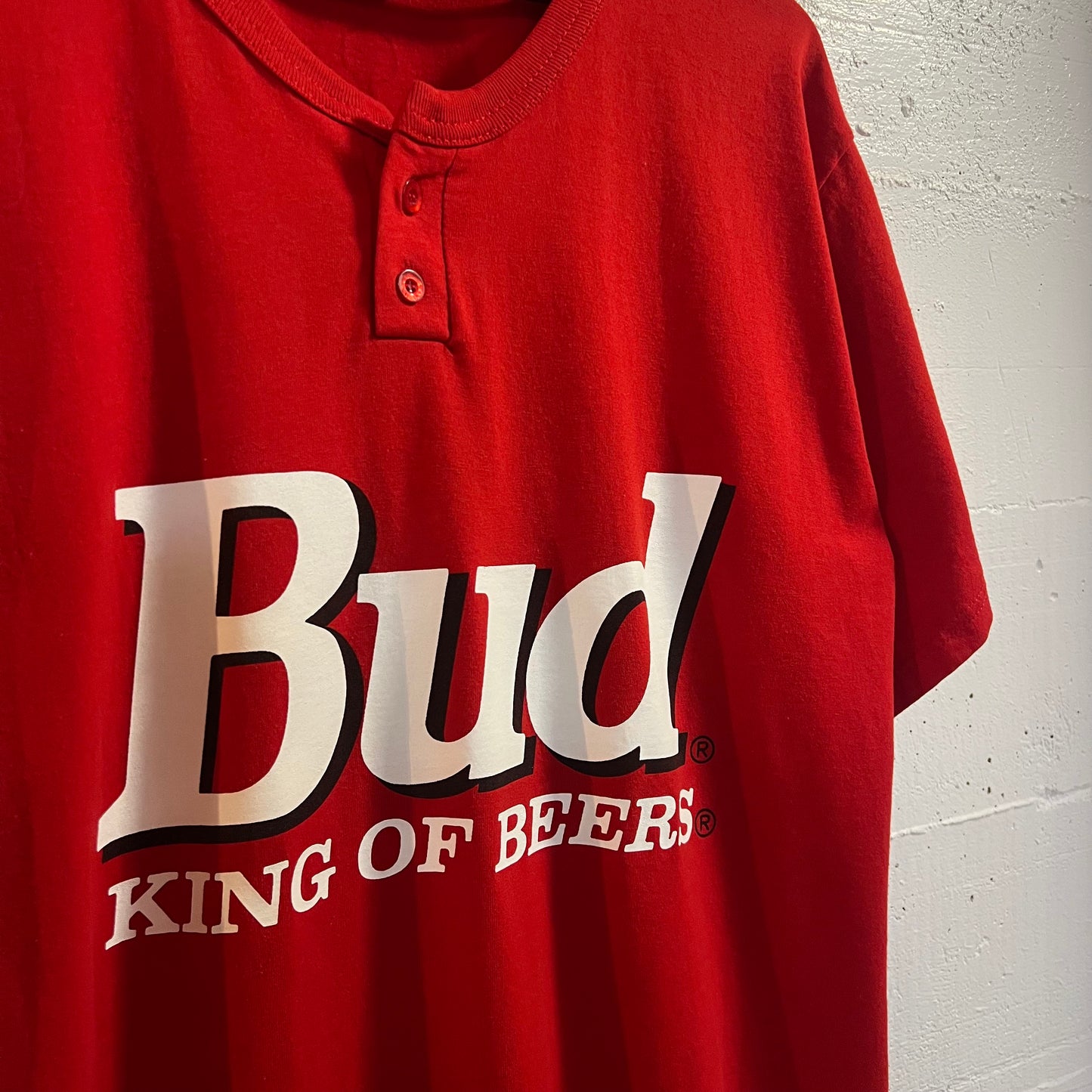 Vintage 90's Budweiser 'Bud-King Of Beers' Graphic Henley Cut T-Shirt - Size XL - Red