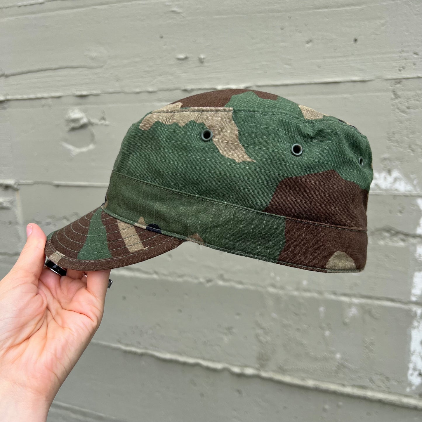 Vintage 90's U.S. Army Woodland Camo Hot Weather Cap - Size 7 - Made In USA - SP0100-97-0321