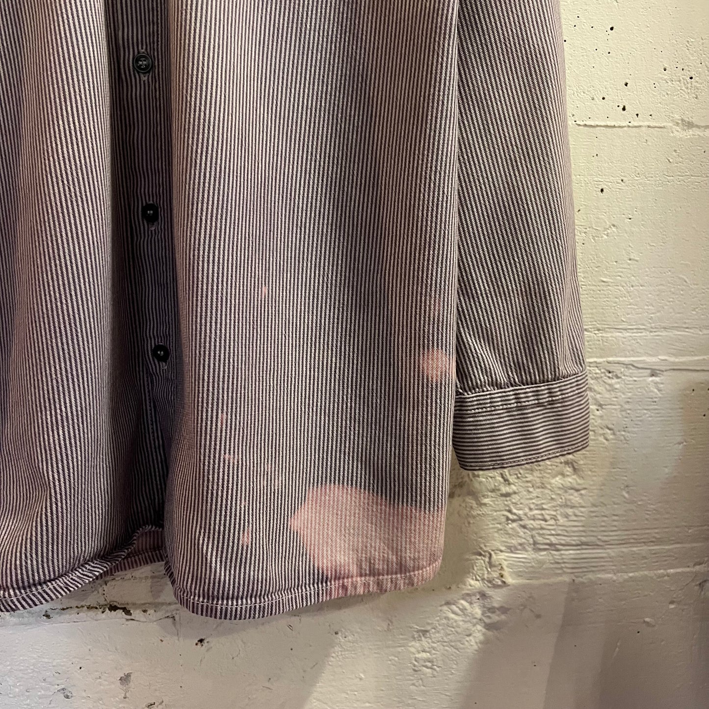Vintage 90’s Distressed Prison Blues Pin Striped Long Sleeve Button Up Shirt - Size Large - Made In USA - White/Purple