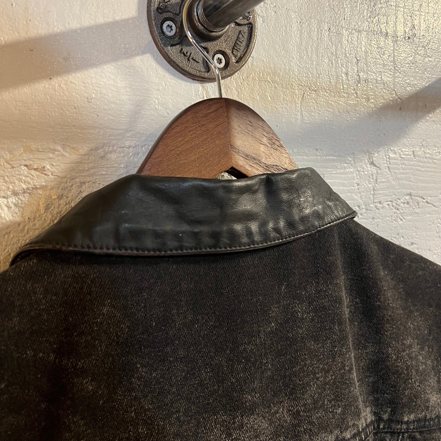 Vintage Harley Davidson Black Denim & Leather Eagle Patch Vest - Size L/XL - Black