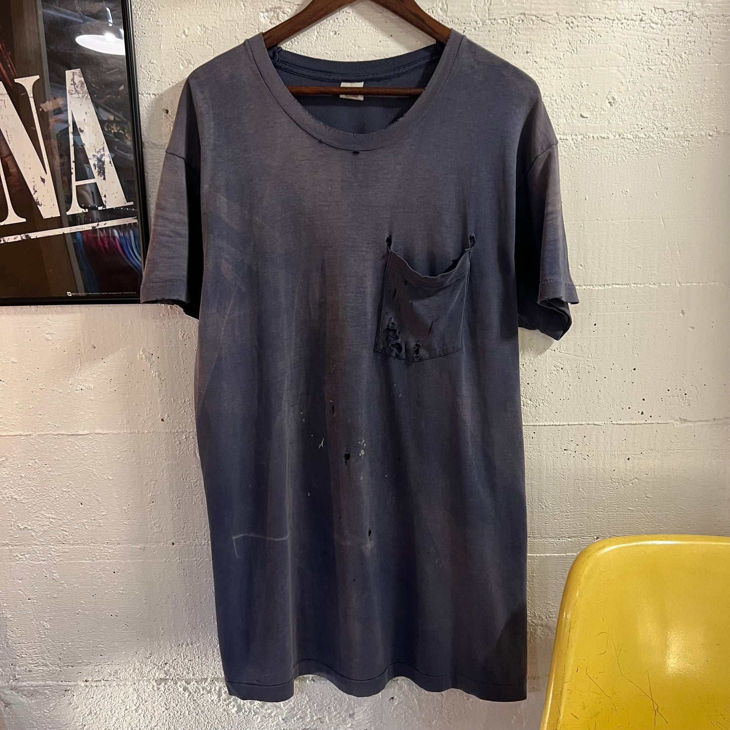 Vintage 80’s Distressed Black Single Stitch Pocket T-Shirt - Size XL - Made In USA - Faded Black