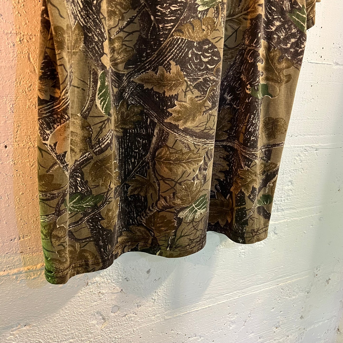 Vintage Real Tree Camo T-Shirt - Size XL - Earth toned/Camouflage