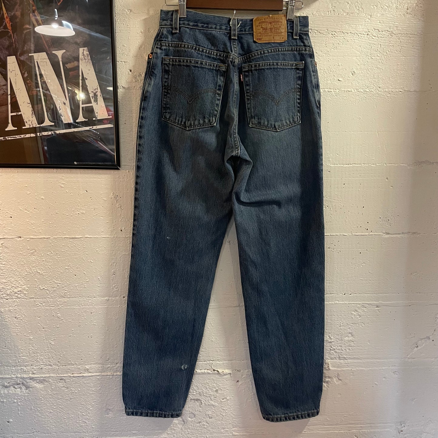 Vintage 90's Levi's 550 Relaxed Fit Denim Jeans - Size 10 Reg. M (28) - Made In USA - Mid Wash Denim