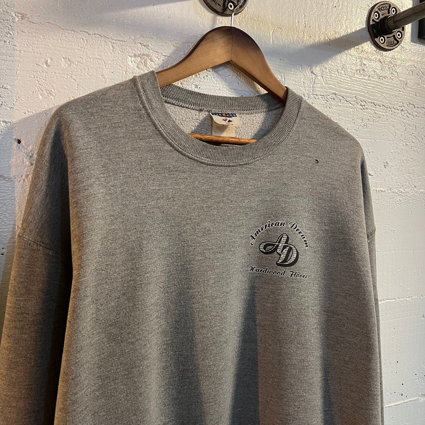 Vintage 90's Jerzees 'American Dream' Crewneck Sweatshirt - Size XL - Gray