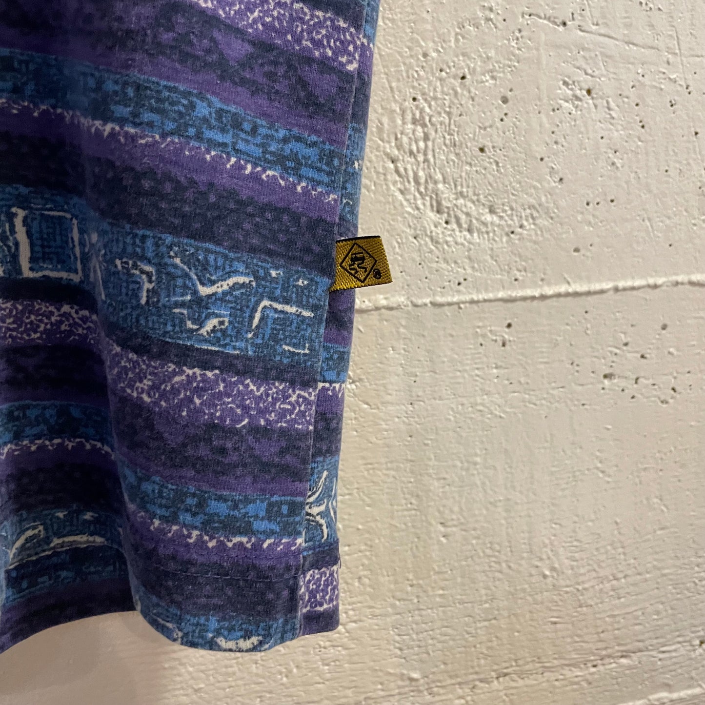 Vintage 90’s Skidz Geometric/Tribal/Aztec All Over Print Single Stitch Baby T-Shirt - Size Youth Medium - Made In USA - Blue/Purple/Black/White