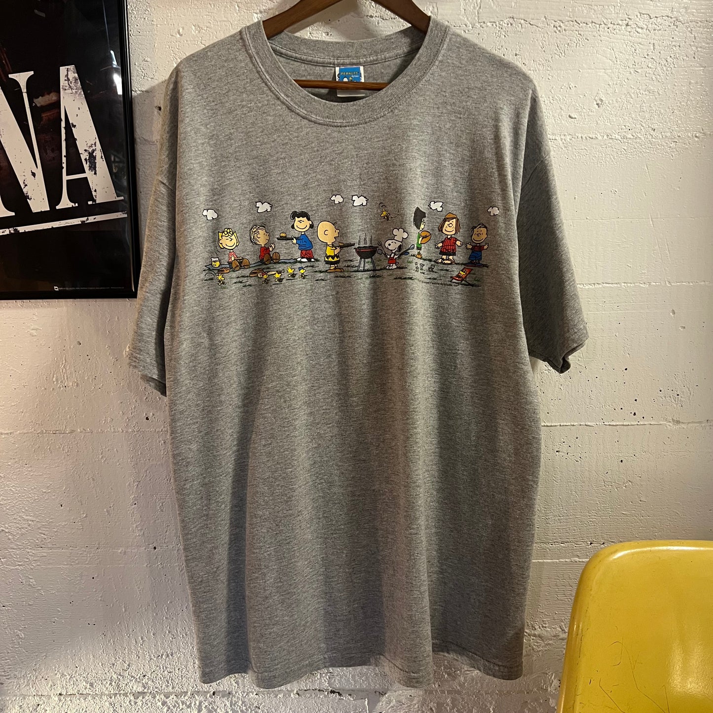 Vintage 2000’s Peanuts ‘Summer Picnic’ Graphic T-Shirt - Size XL - Heather Grey/Multi