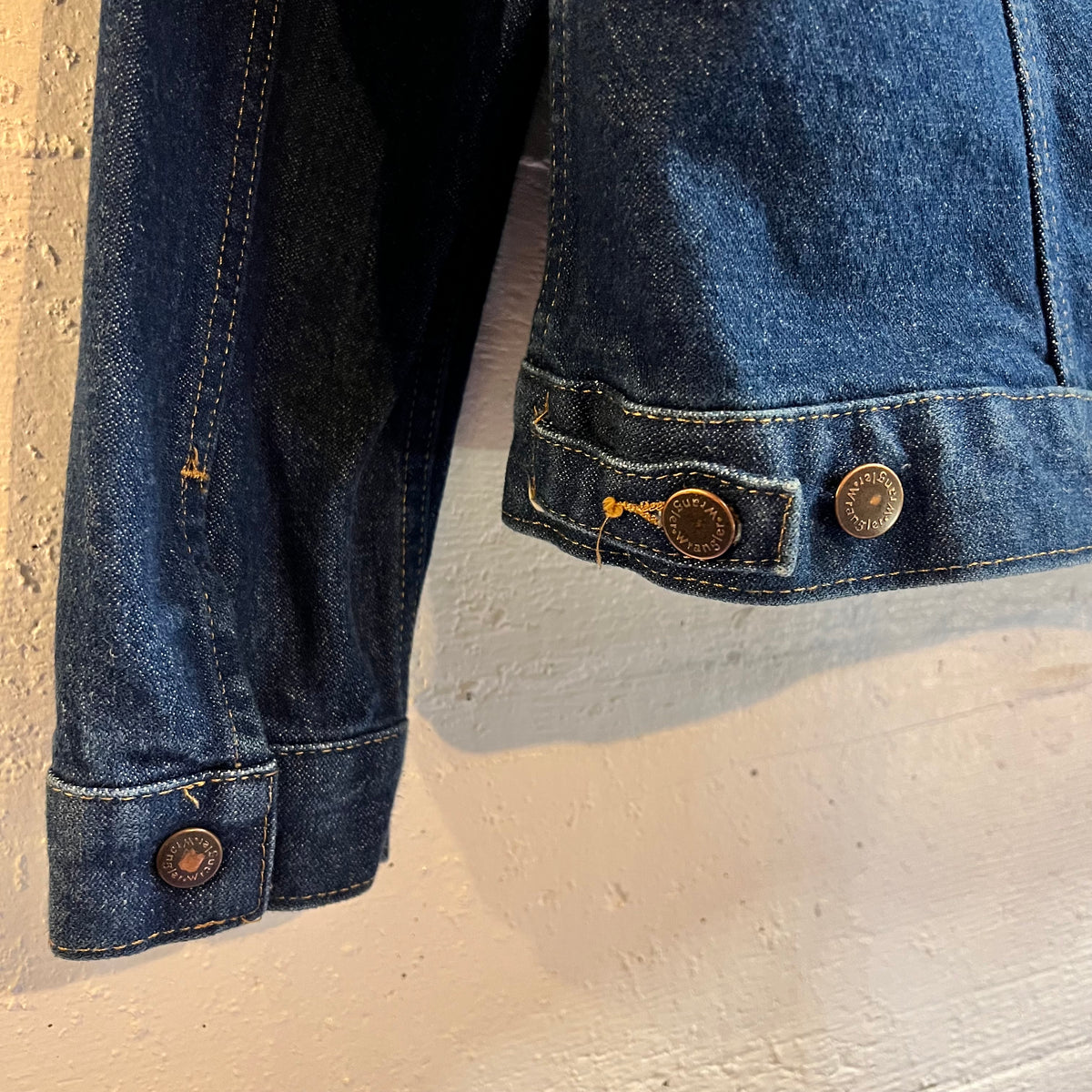 Vintage 2000’s Wrangler Cowboy Cut Unlined Denim Jacket - Size Small - Dark Wash