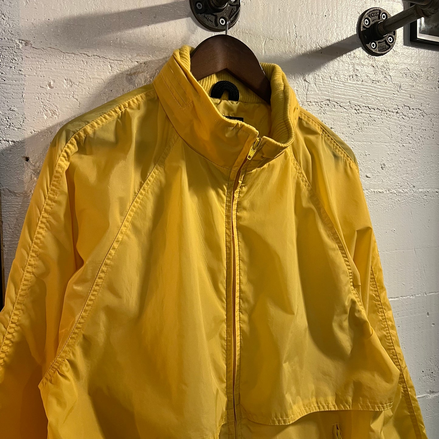 Vintage 1980's Eddie Bauer Pastel Zip Up Windbreaker Jacket - Size Large - Pastel Yellow