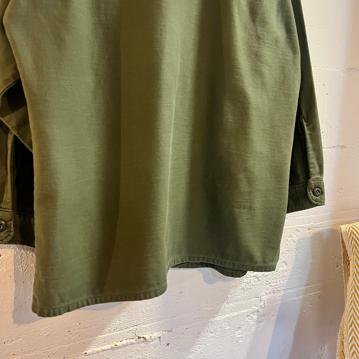 True Vintage 1970's U.S. Army OG-107 Cotton Sateen Class 1 Shirt - Size Large (16.5x32) - Made In USA - Cotton Sateen - Olive Drab