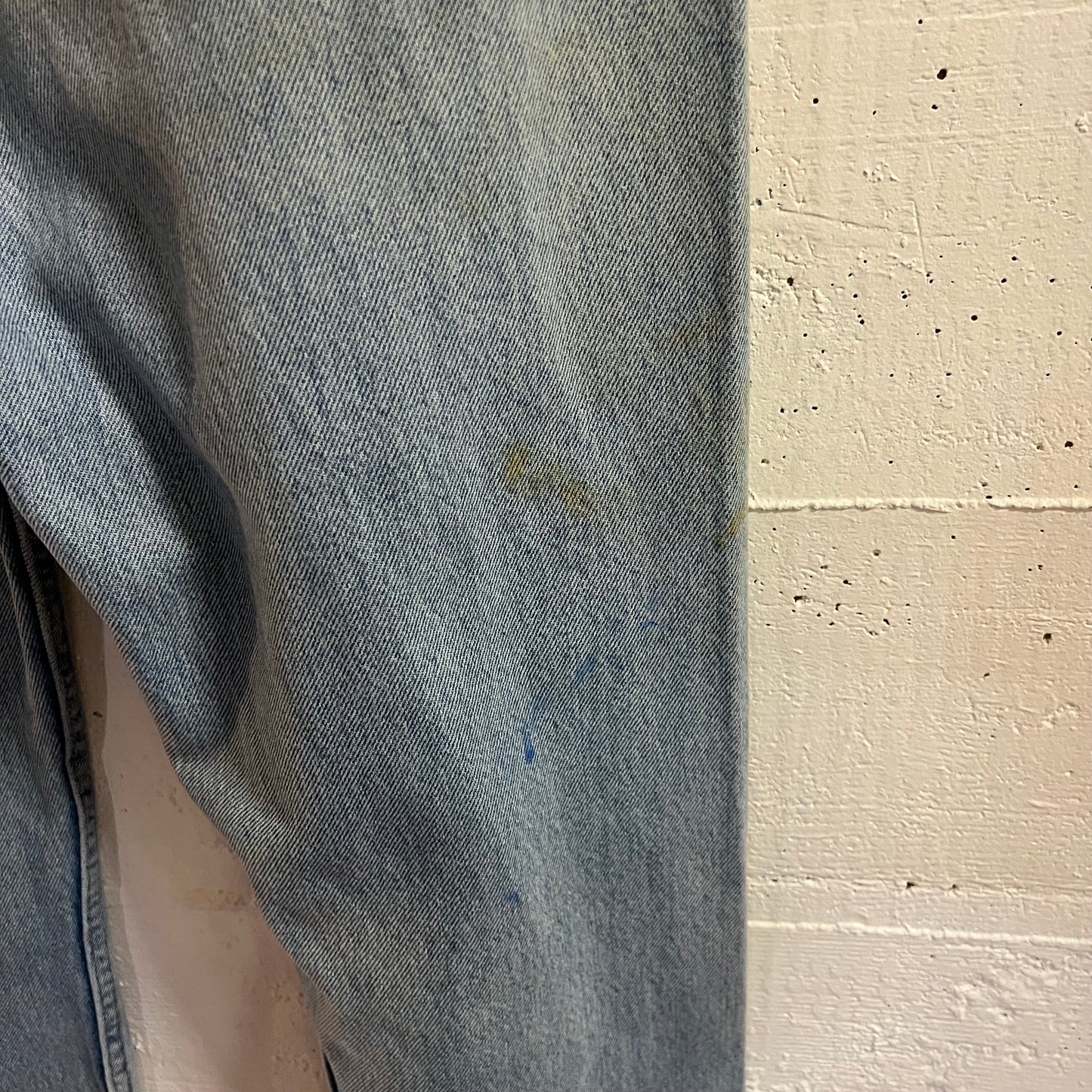 Vintage 2000's Wrangler Light Wash Distressed Straight Leg Denim Jeans - Size 36" x 32" - Light Wash Denim