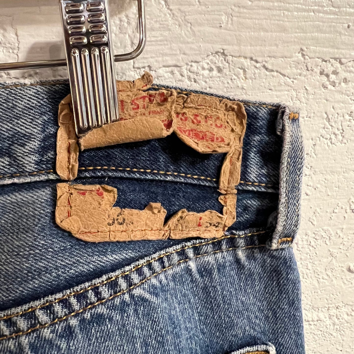 Vintage Distressed 2000's Levi's 501-0115 - Size 35" x 33" - Made In Guatemala - Mid Wash Indigo