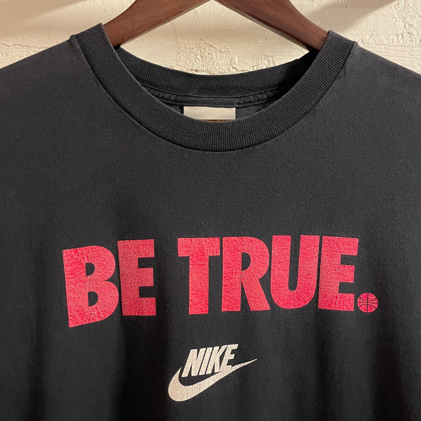 Vintage 2000’s Nike ‘Be True.’ Faded T-Shirt - Size Large - Black/Red/White
