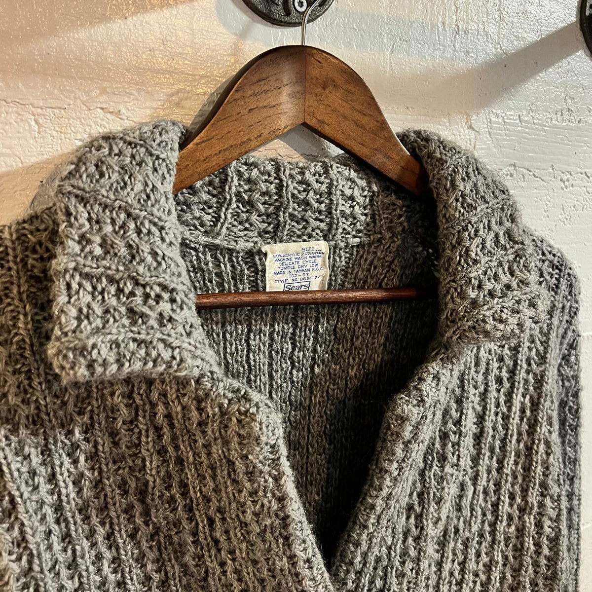 Vintage 70’s/80’s Sears Chunky Knitted Shawl Collar Cardigan Sweater - Size Large - Grey