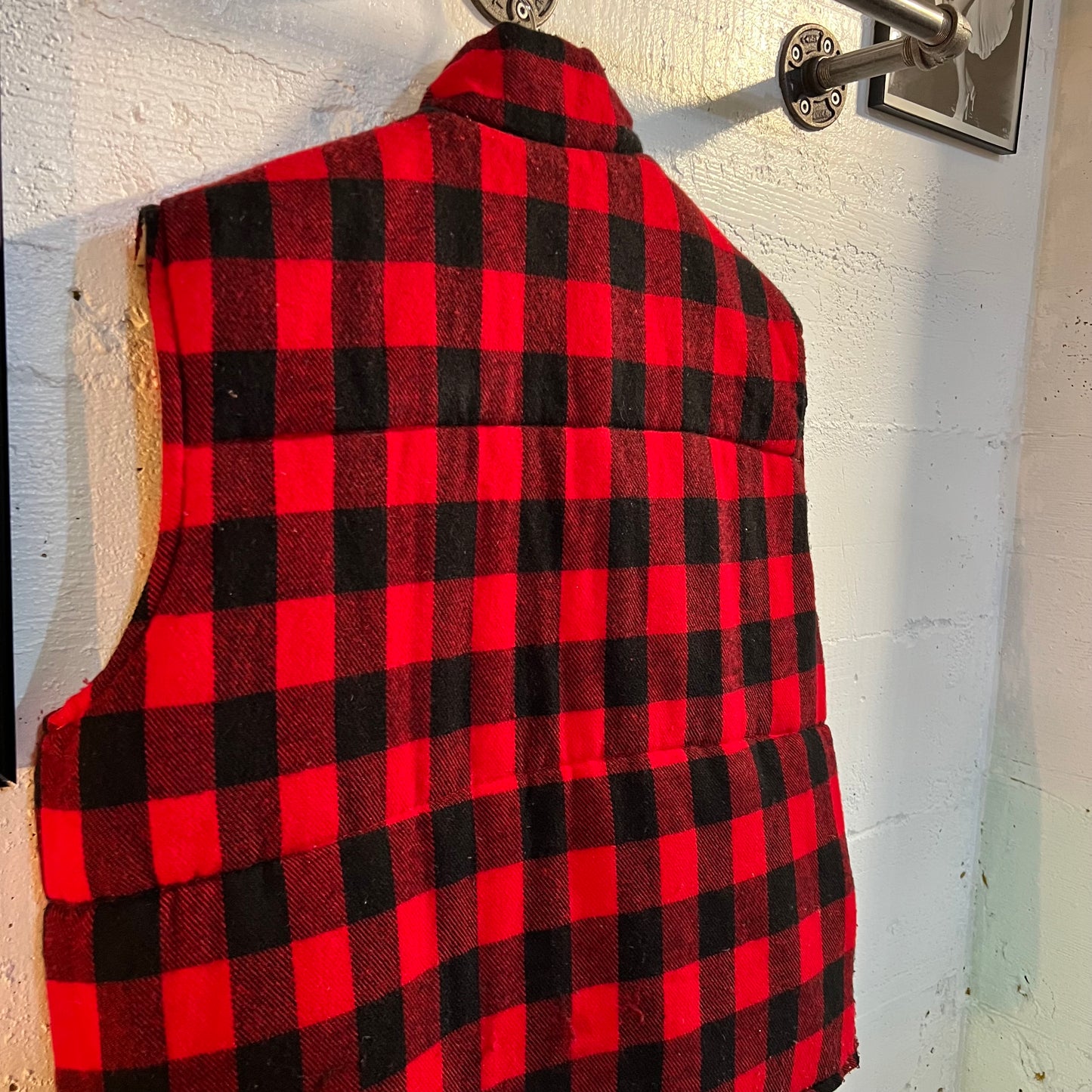 Vintage Rugged Wear Reversible Flannel Lined Down Puffer Vest - Size XL - Tan/Red/Black