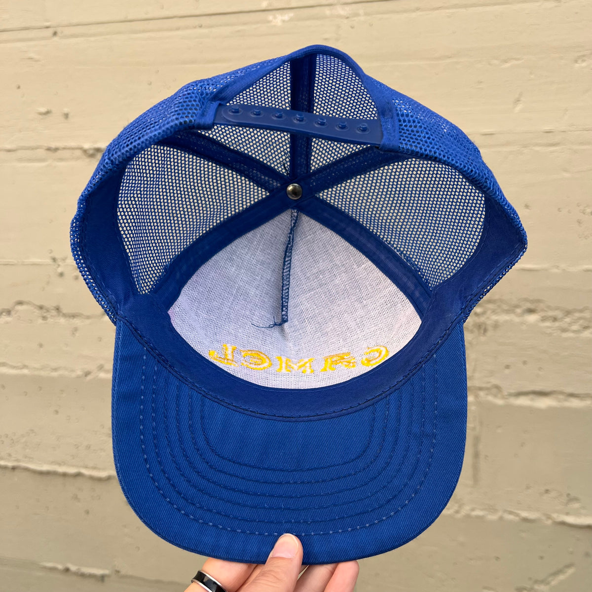 Vintage 90's Camel Embroidered Logo Mesh Back Trucker Hat - O/S - Made In USA - Blue/Yellow