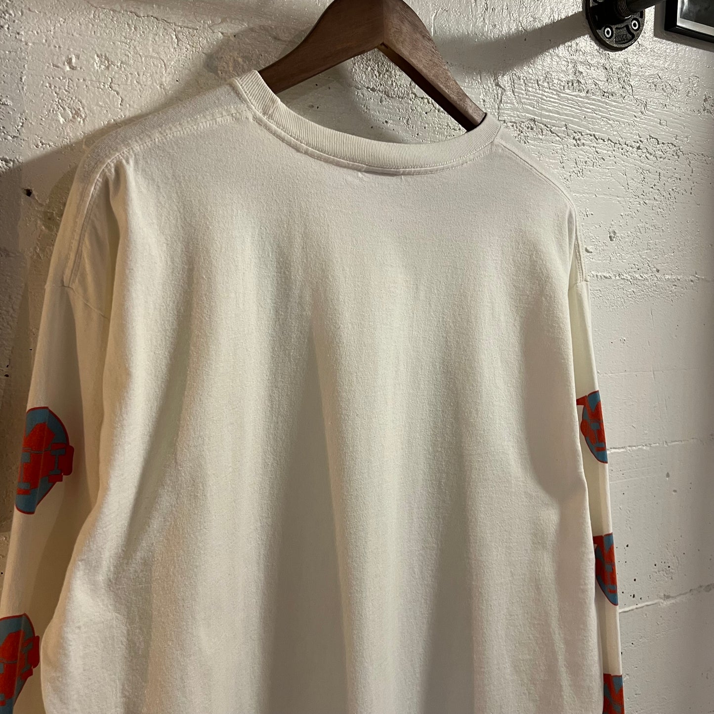 *Pre-Owned* Stüssy 'Skateman' Long Sleeve T-Shirt (FW22) - Size XL - White - 100% Cotton