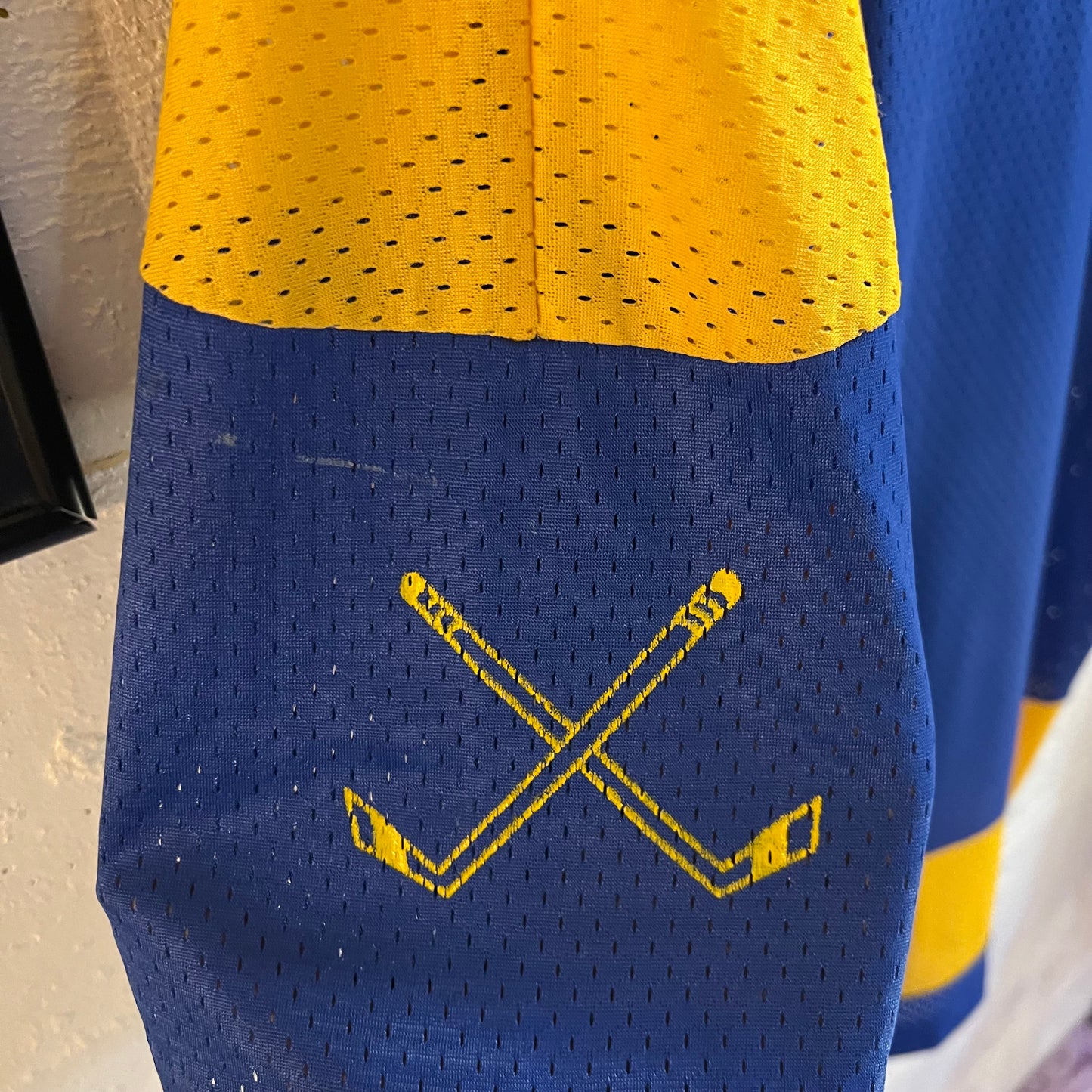 True Vintage 1970's Artex University of Michigan Hockey Jersey - Size XL - Made In USA - Blue/Yellow