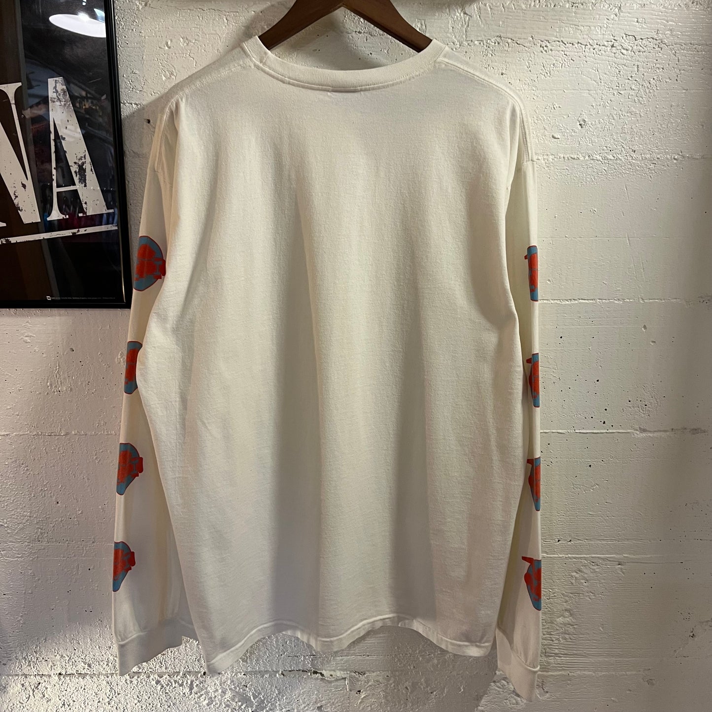 *Pre-Owned* Stüssy 'Skateman' Long Sleeve T-Shirt (FW22) - Size XL - White - 100% Cotton