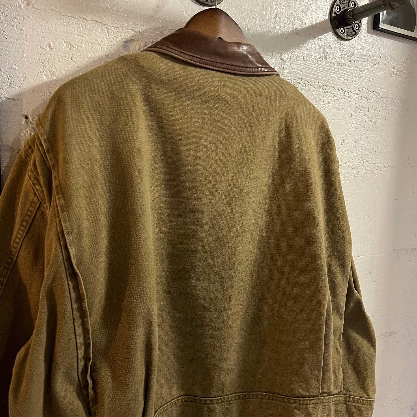 Vintage 90's Woolrich Aztec Lined Leather Collar Barn Coat - Size Large - Made In USA - Tan/Khaki