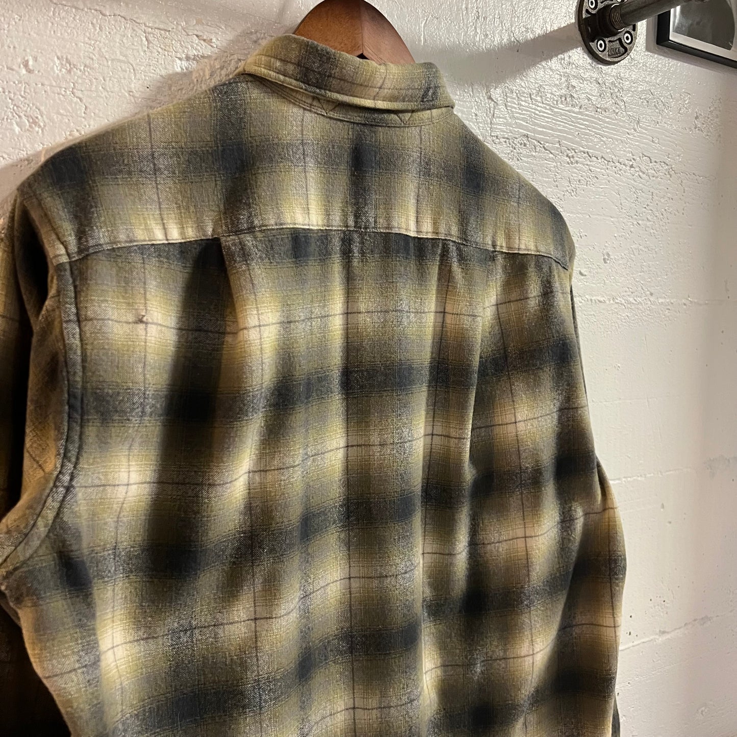 True Vintage 1950's Pendleton Wool Shadow Plaid Field Shirt - Size 16 (M/L) - Made In USA - Yellow/Gray - 100% Virgin Wool