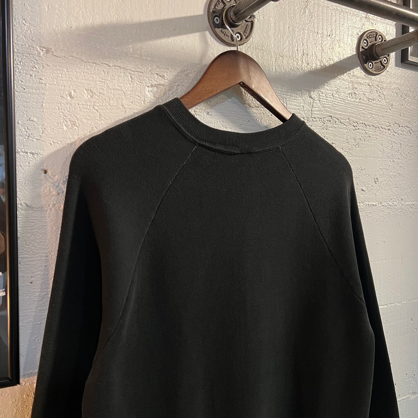 Vintage Early 1980's Illinois National Guard Officer Candidate School (O.C.S.) Raglan Crewneck Sweatshirt - Size Large - Made In USA - Black/Gold