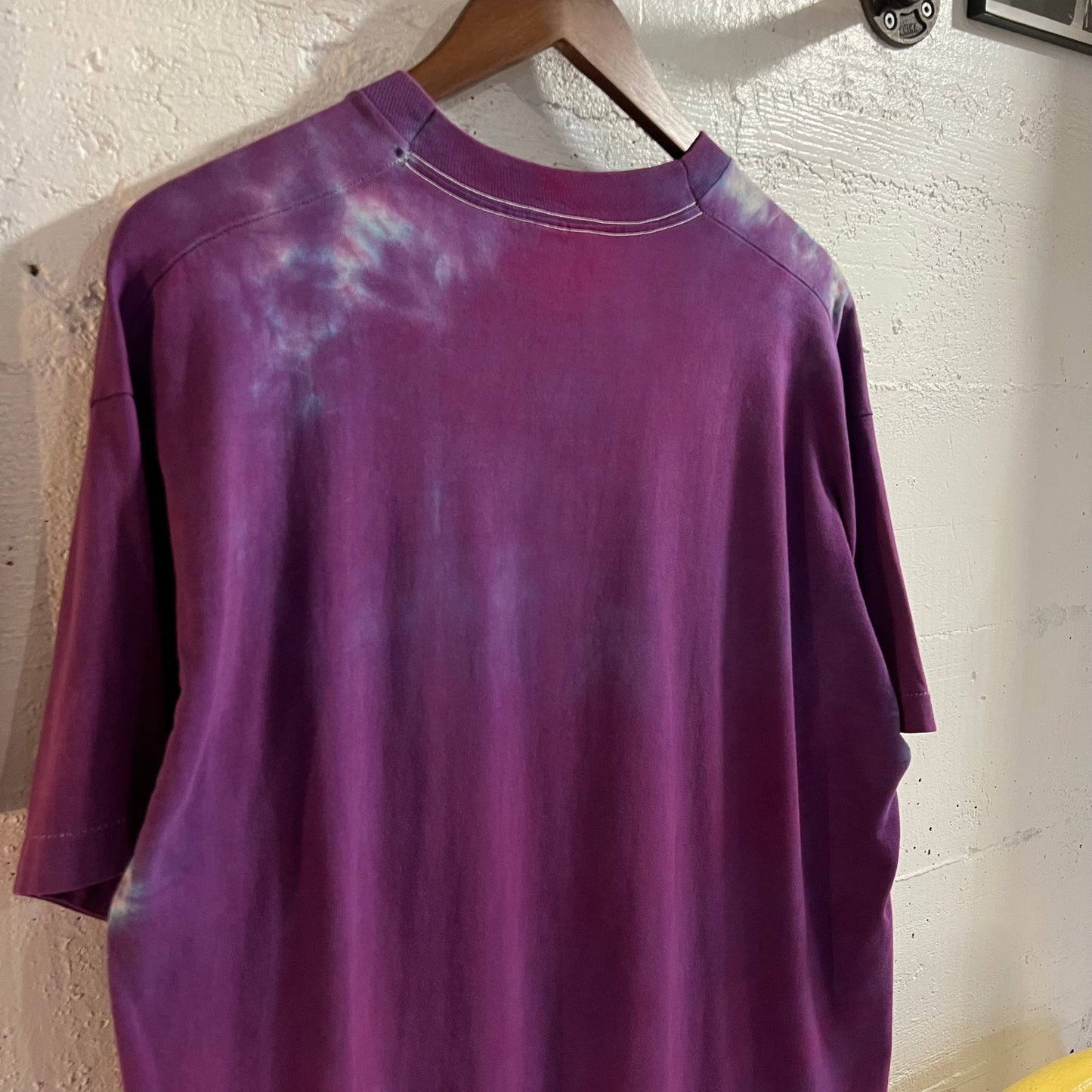 Vintage 90’s Fruit Of The Loom Tie Dye Single Stitch T-Shirt - Size XL - Rainbow 🌈