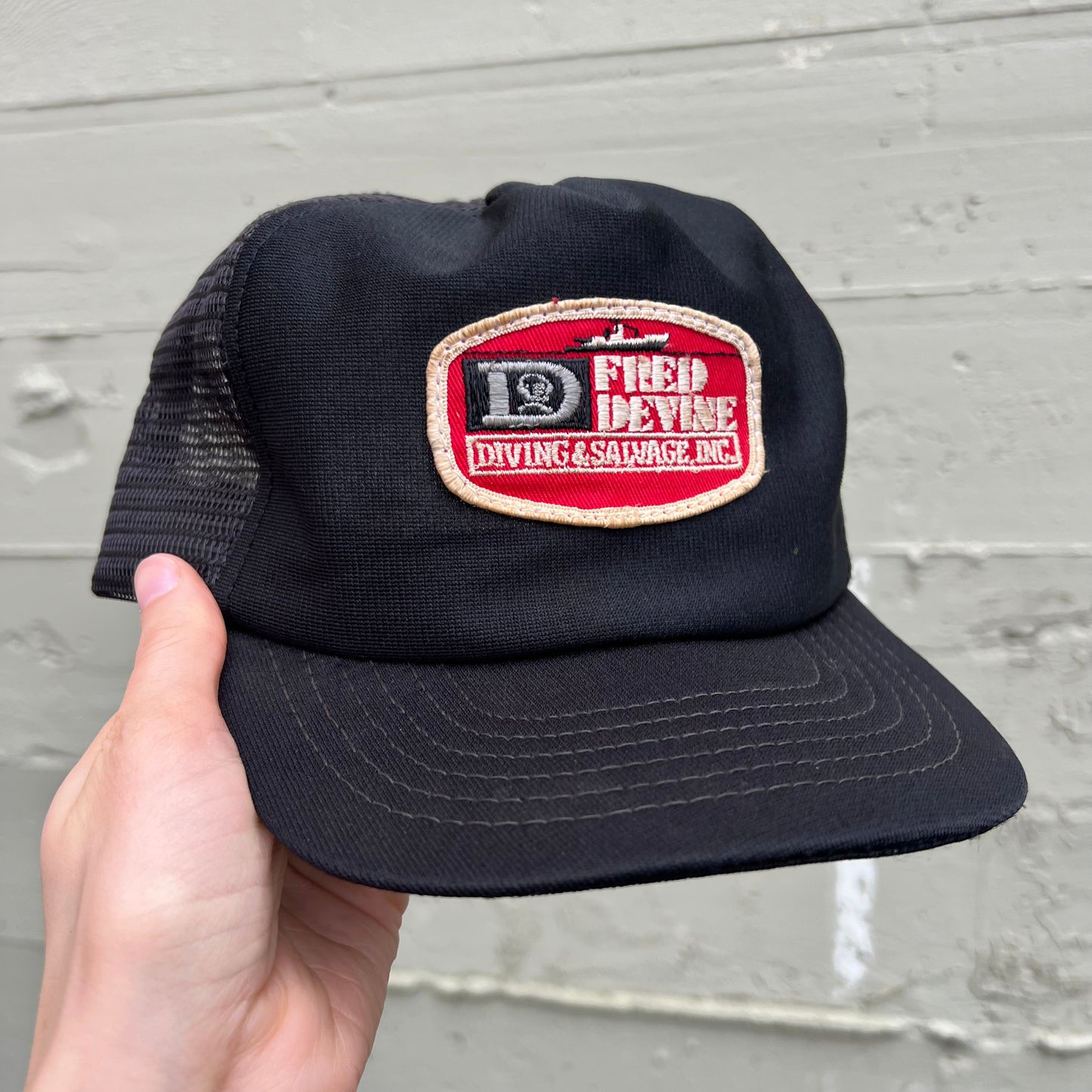 Vintage 1970's Fred Devine Diving & Salvage, Inc Mesh Trucker Hat - O/S - Made In USA - Black/Red